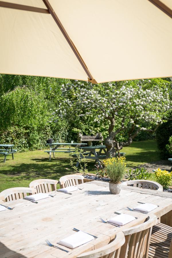 The Dundas Arms Kintbury Exterior foto