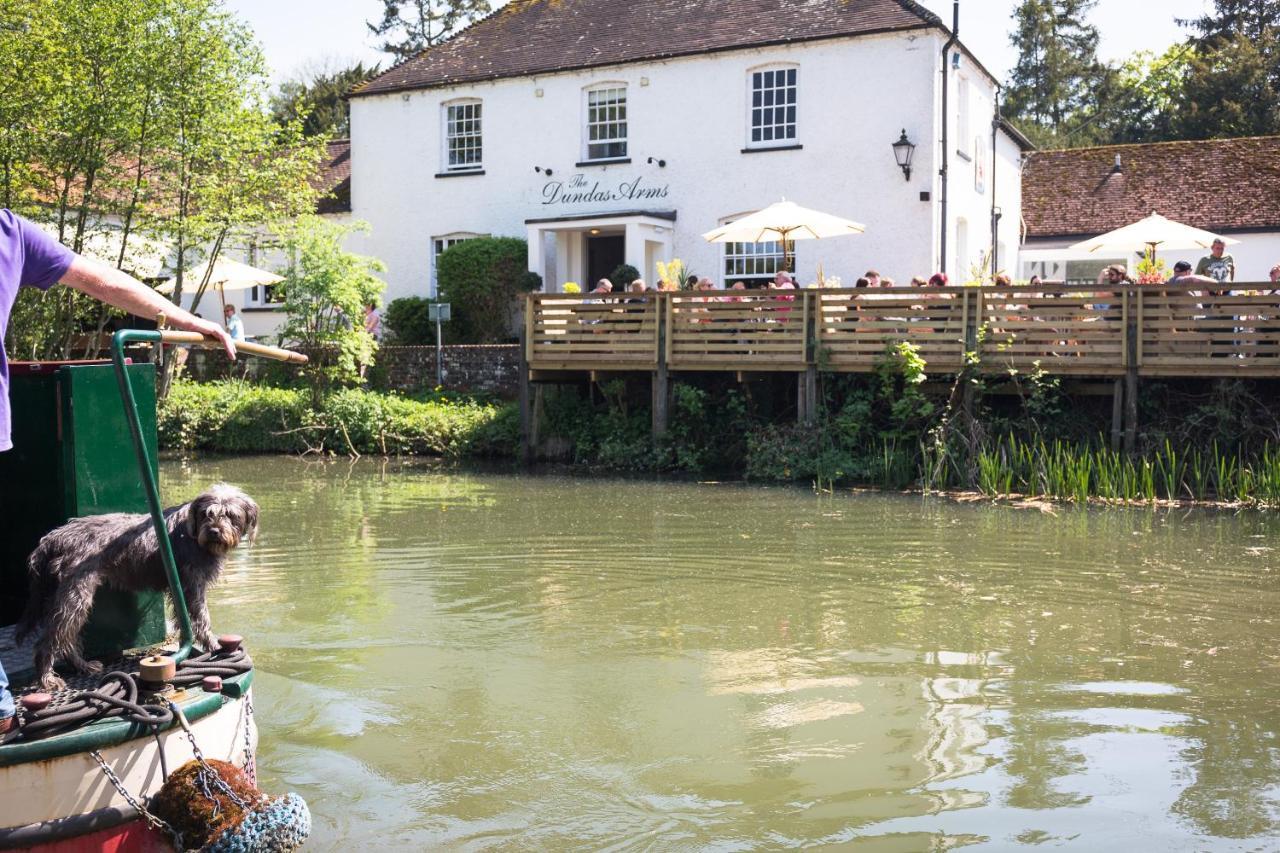 The Dundas Arms Kintbury Exterior foto
